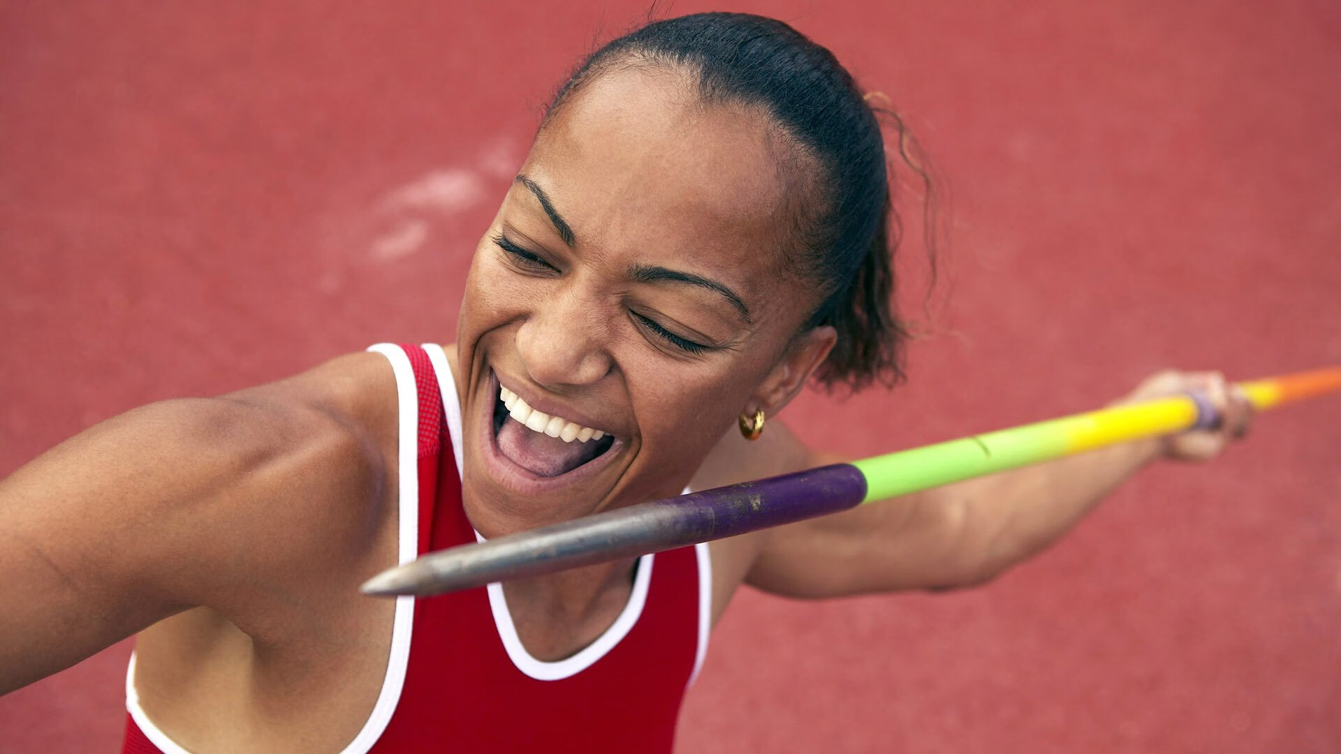 中国男篮独特的凝聚力与团队精神在比赛中展现出耀眼的光芒，中国男篮集体照片